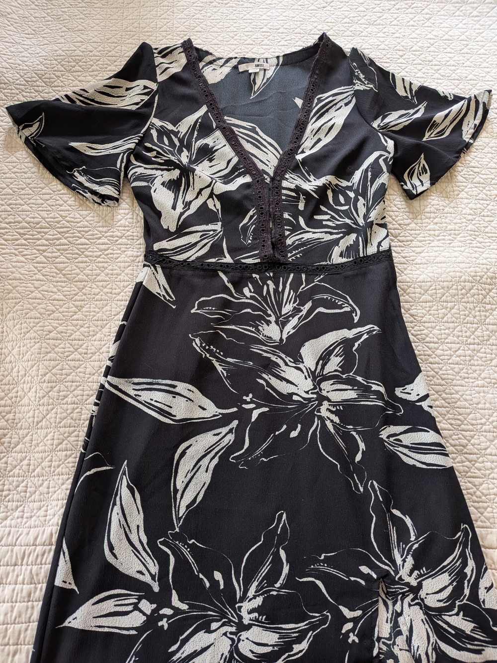 Amuse Black & White Floral Midi Dress
